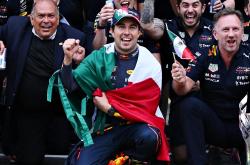 开云体育入口-关于红牛车队碾压阿斯顿马丁，佩雷兹刷新纪录的信息