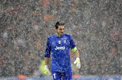 开云足球直播-冰与火之歌，浓眉逆境熔铸，湖人铁蹄踏破吉林防线的启示