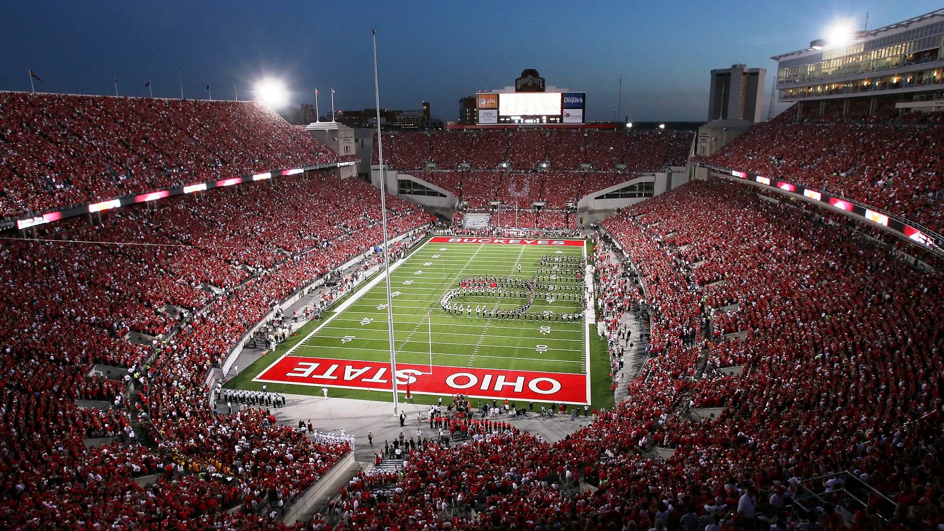 米切尔攻防两端统治，马刺压哨绝杀森林狼